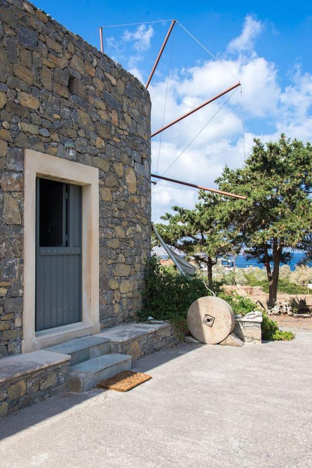 Authentic Cretan Stone Windmill Villa Sitia  Bagian luar foto